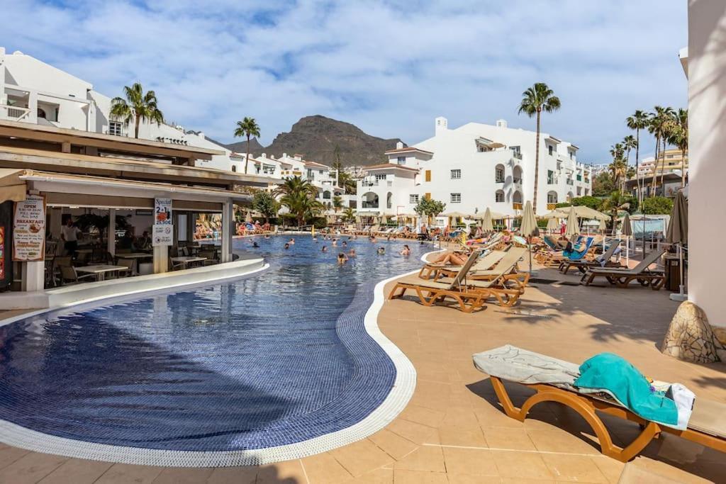 Beachfront Private Apartment In Pueblo Torviscas Sunset Harbour Costa Adeje (Tenerife) Luaran gambar